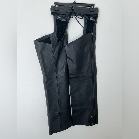 Harley-Davidson® Men's Bar & Shield Stock Leather Chaps 98090-06VM Size S EUC - Picture 7 of 16